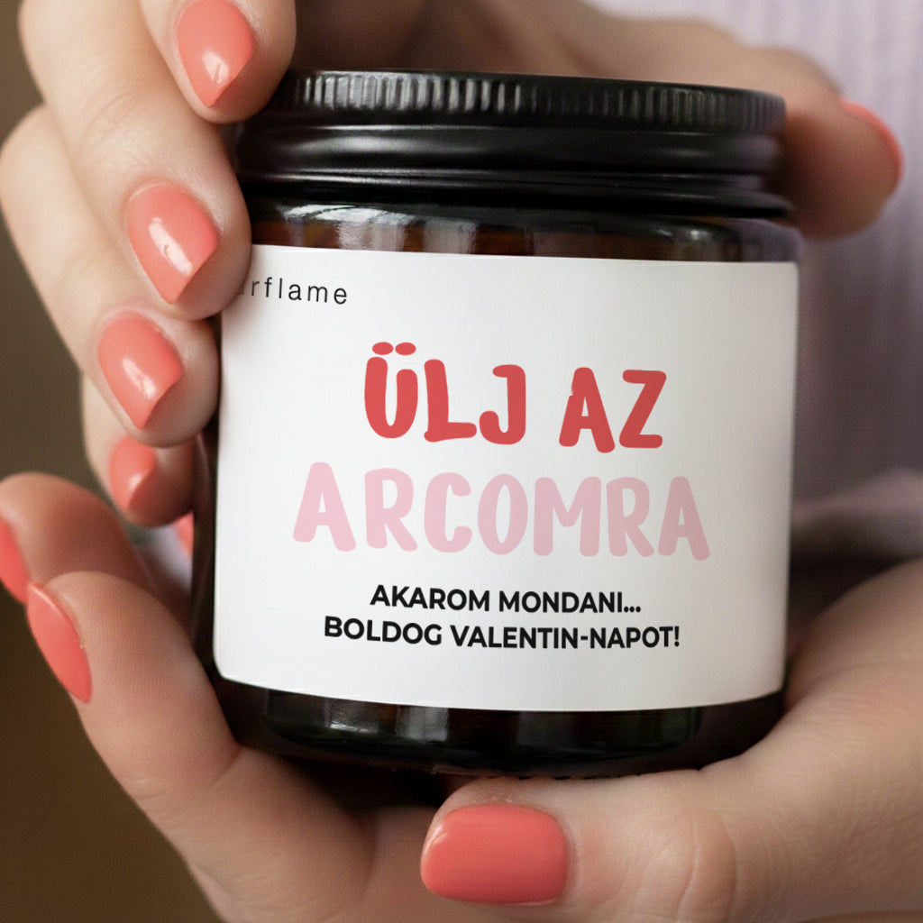 Valentin napi illatgyertya egyértelmű célzással